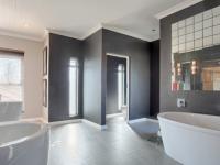 Main Bathroom - 31 square meters of property in Irene Farm Villages