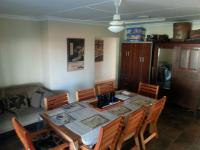 Dining Room - 17 square meters of property in Meer En See