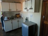 Kitchen - 17 square meters of property in Meer En See