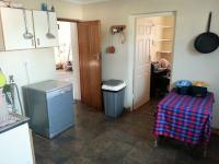 Kitchen - 17 square meters of property in Meer En See