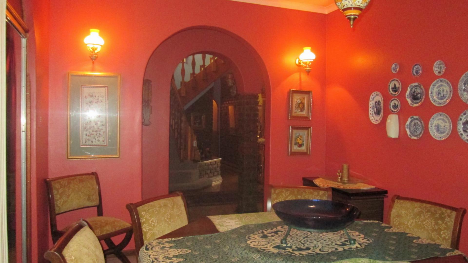 Dining Room - 13 square meters of property in Meyerton