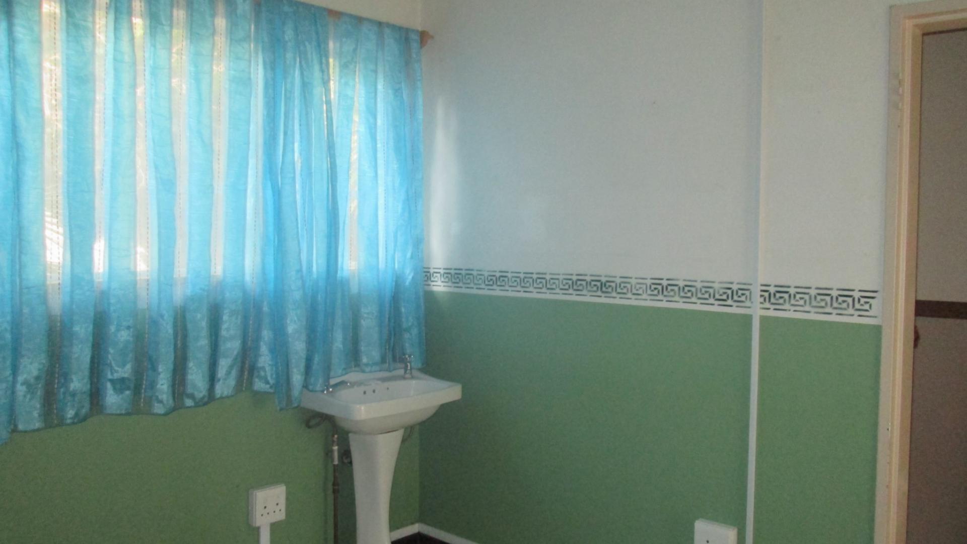 Rooms - 123 square meters of property in Meyerton