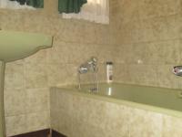 Bathroom 2 - 4 square meters of property in Meyerton