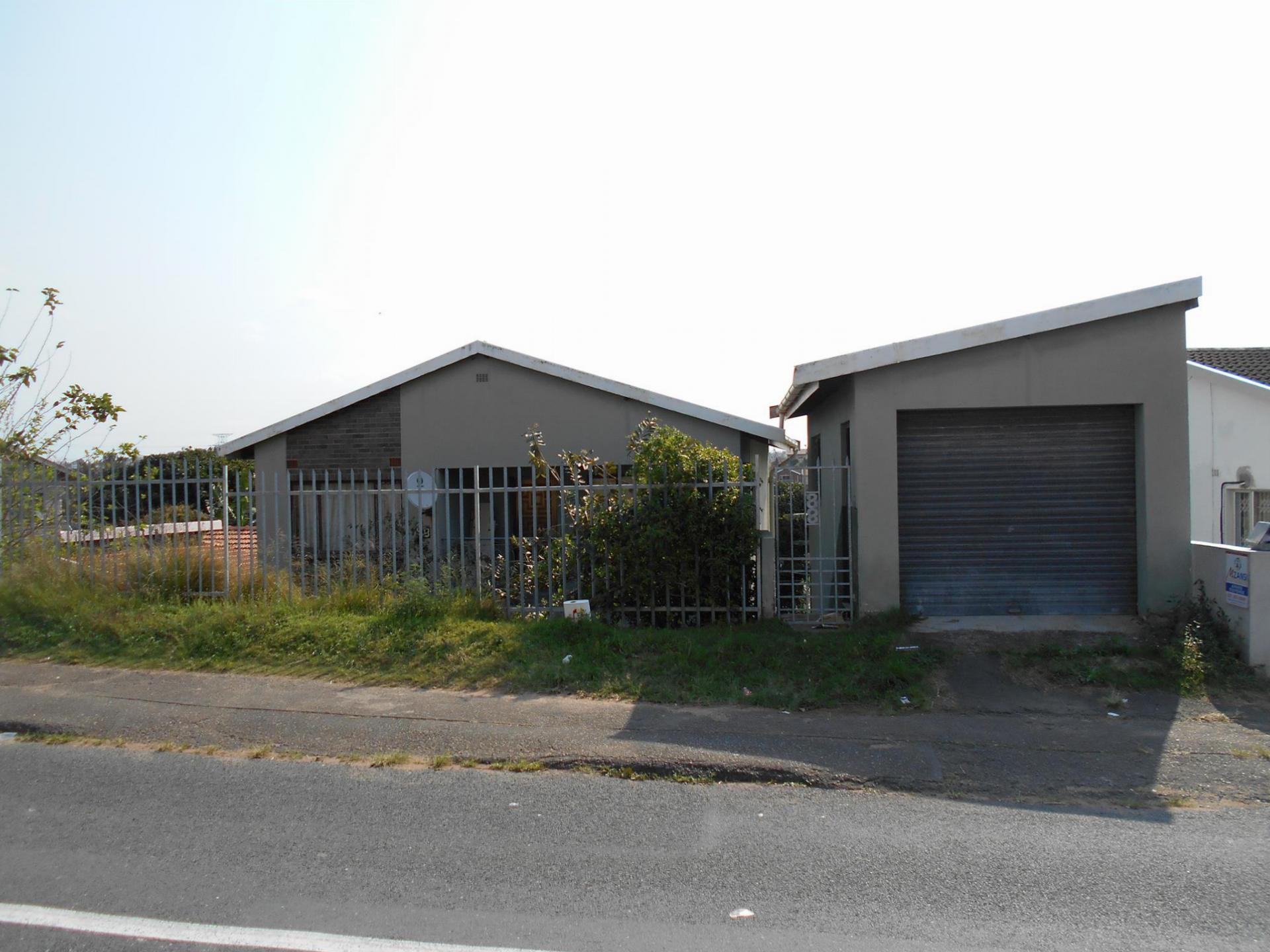 Front View of property in Chatsworth - KZN