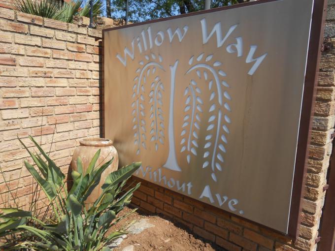 3 Bedroom Sectional Title for Sale For Sale in Weltevreden Park - Private Sale - MR146211