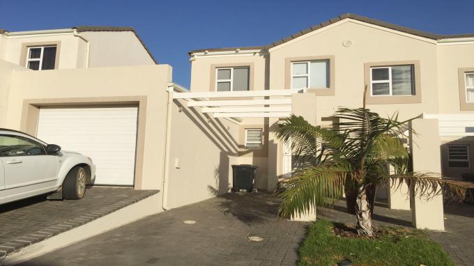 2 Bedroom Duplex for Sale For Sale in Somerset West - Private Sale - MR146373