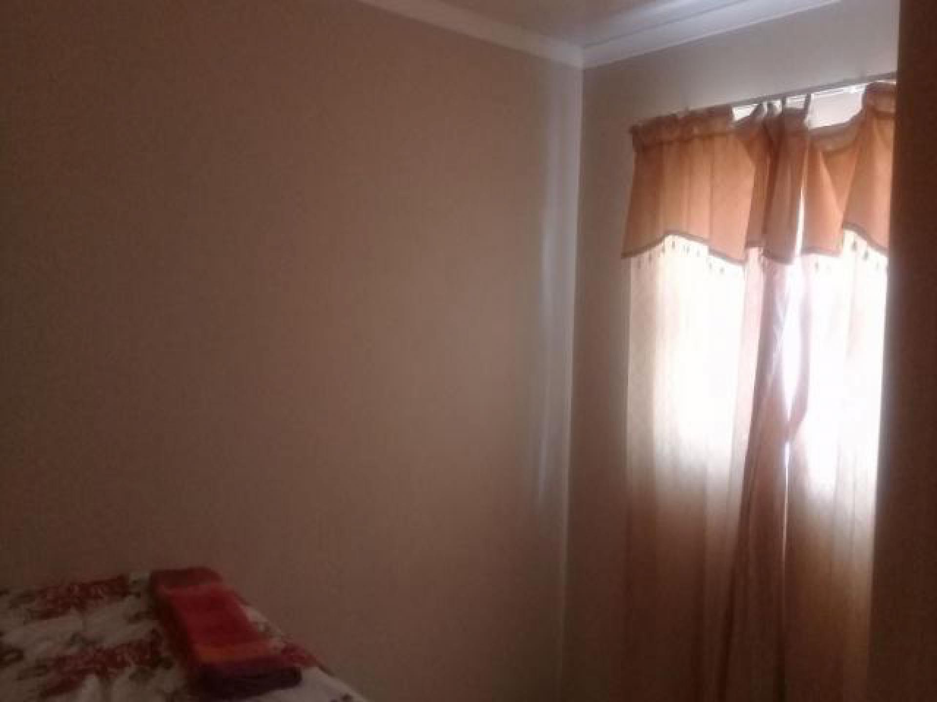 Main Bedroom of property in Rustenburg