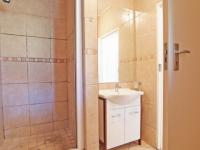 Main Bathroom - 6 square meters of property in The Meadows Estate
