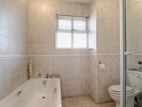 Bathroom 1 - 8 square meters of property in Woodlands Lifestyle Estate