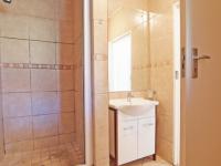 Main Bathroom - 5 square meters of property in The Meadows Estate