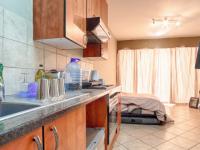 Kitchen - 5 square meters of property in The Meadows Estate