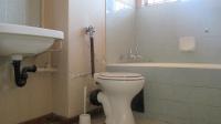 Bathroom 1 of property in Vereeniging