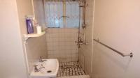 Bathroom 1 of property in Vereeniging
