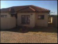 3 Bedroom 1 Bathroom Cluster for Sale for sale in Lydenburg