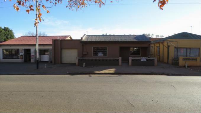 3 Bedroom House for Sale For Sale in Klerksdorp - Home Sell - MR146516