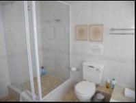 Bathroom 3+ - 14 square meters of property in Hilton