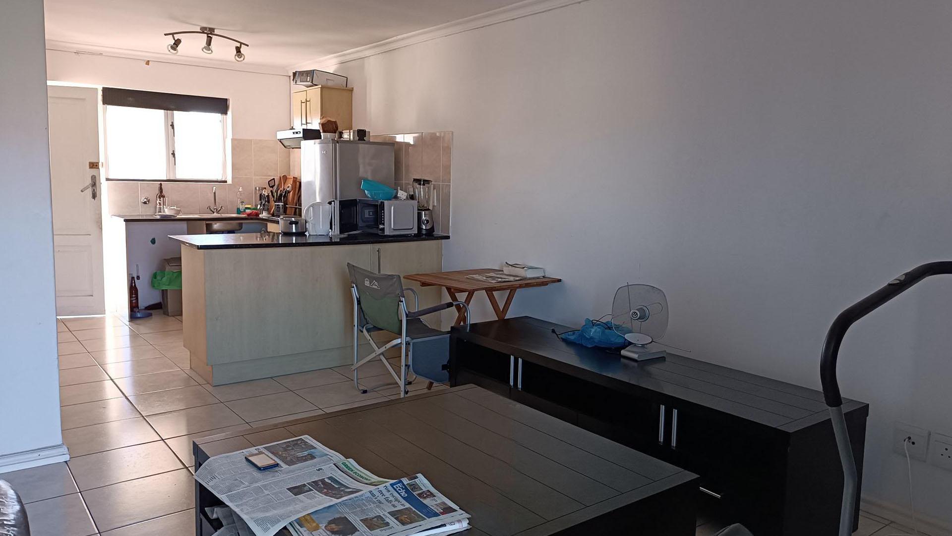 Lounges - 25 square meters of property in Capricorn