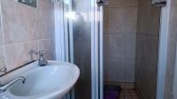 Main Bathroom - 4 square meters of property in Capricorn