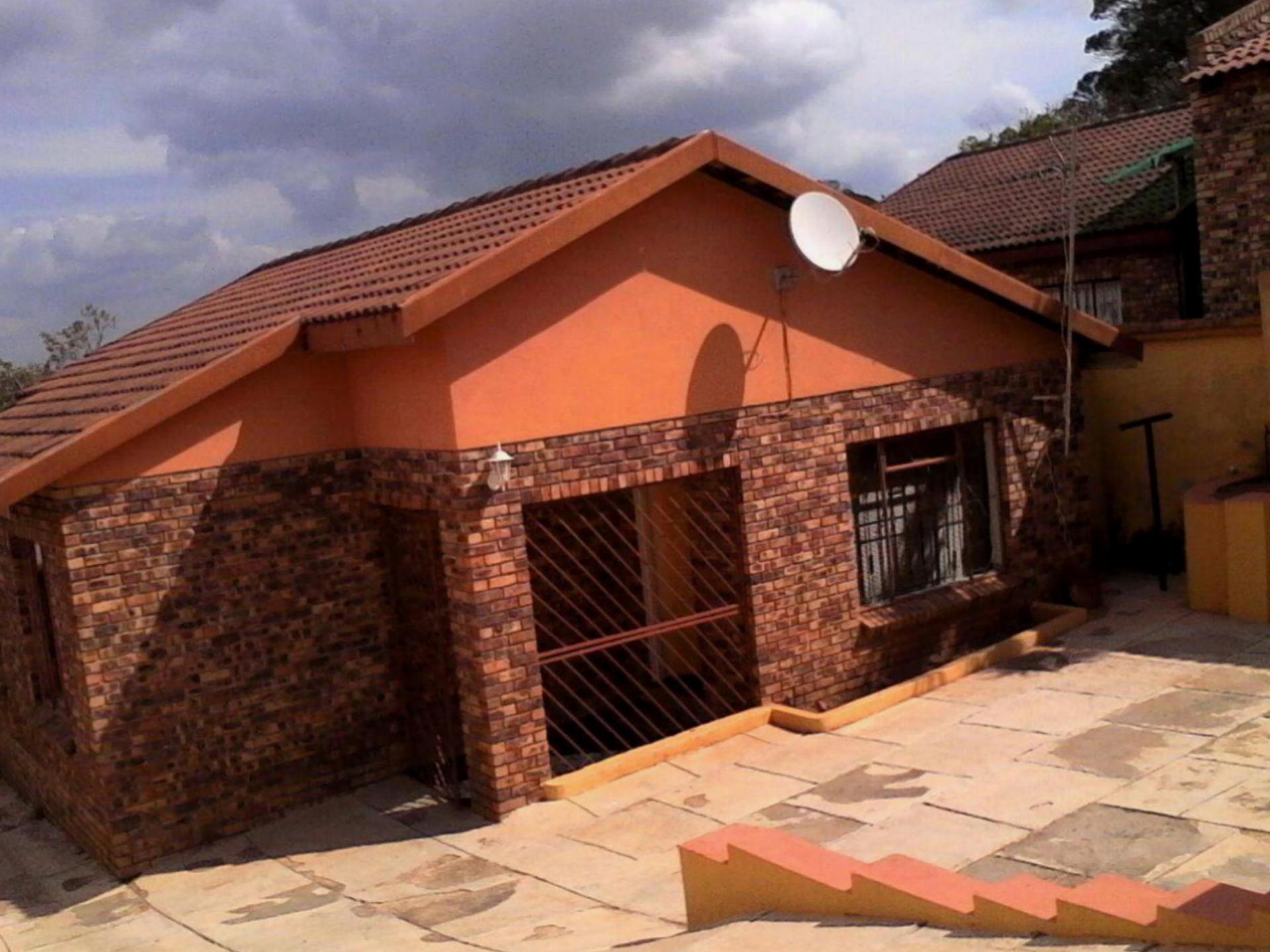 3 Bedroom House for Sale For Sale in White River Home Sell MR146577