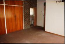 Main Bedroom - 34 square meters of property in Schoemansville