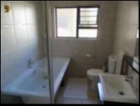 Bathroom 1 - 6 square meters of property in Greenstone Hill