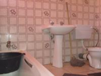 Main Bathroom - 9 square meters of property in Sasolburg