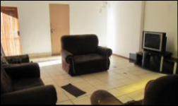 Lounges - 30 square meters of property in Sasolburg