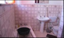 Main Bathroom - 9 square meters of property in Sasolburg