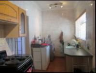 Kitchen - 23 square meters of property in Elspark