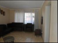 Lounges - 14 square meters of property in Ennerdale