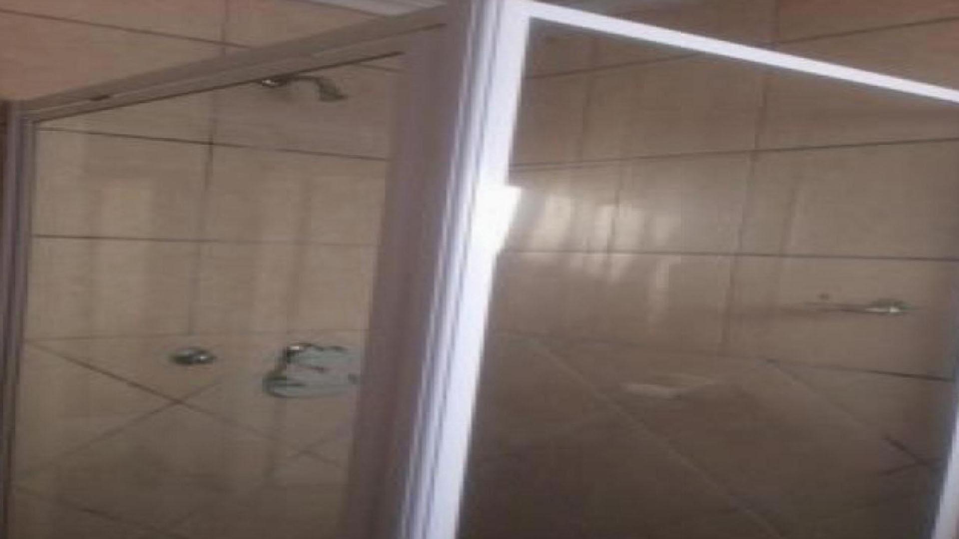 Bed Room 2 of property in Halfway House Estate