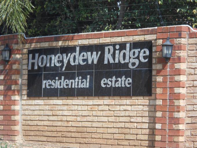3 Bedroom Duplex for Sale For Sale in Honeydew Ridge - Home Sell - MR146945