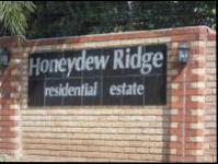 3 Bedroom 2 Bathroom Duplex for Sale for sale in Honeydew Ridge