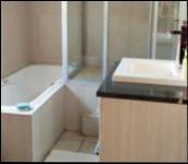 Bathroom 2 - 10 square meters of property in Xanandu Eco Park