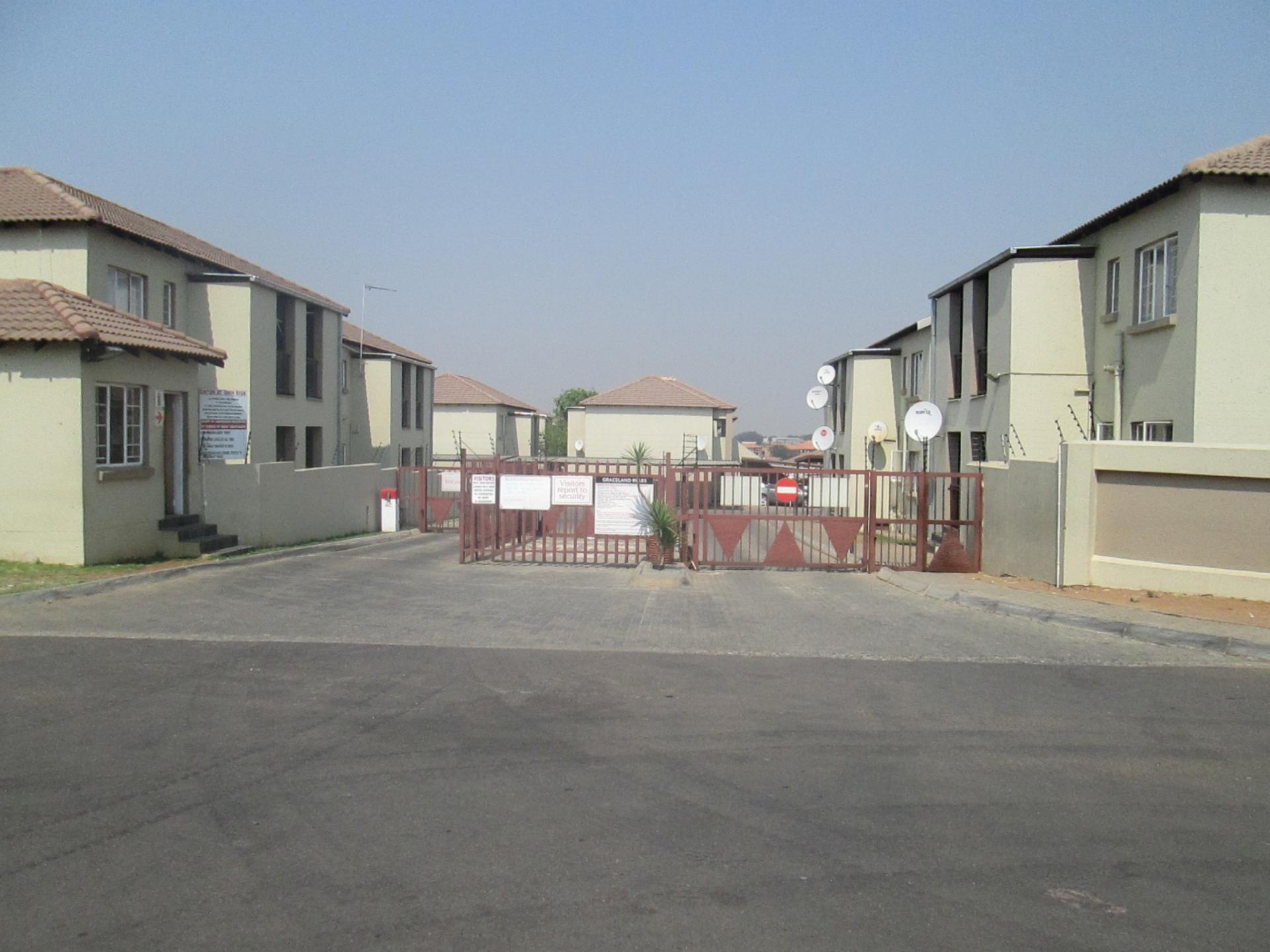 Front View of property in Elspark