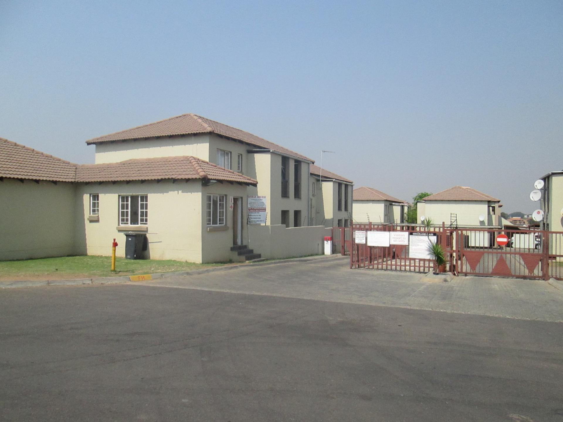 Front View of property in Elspark