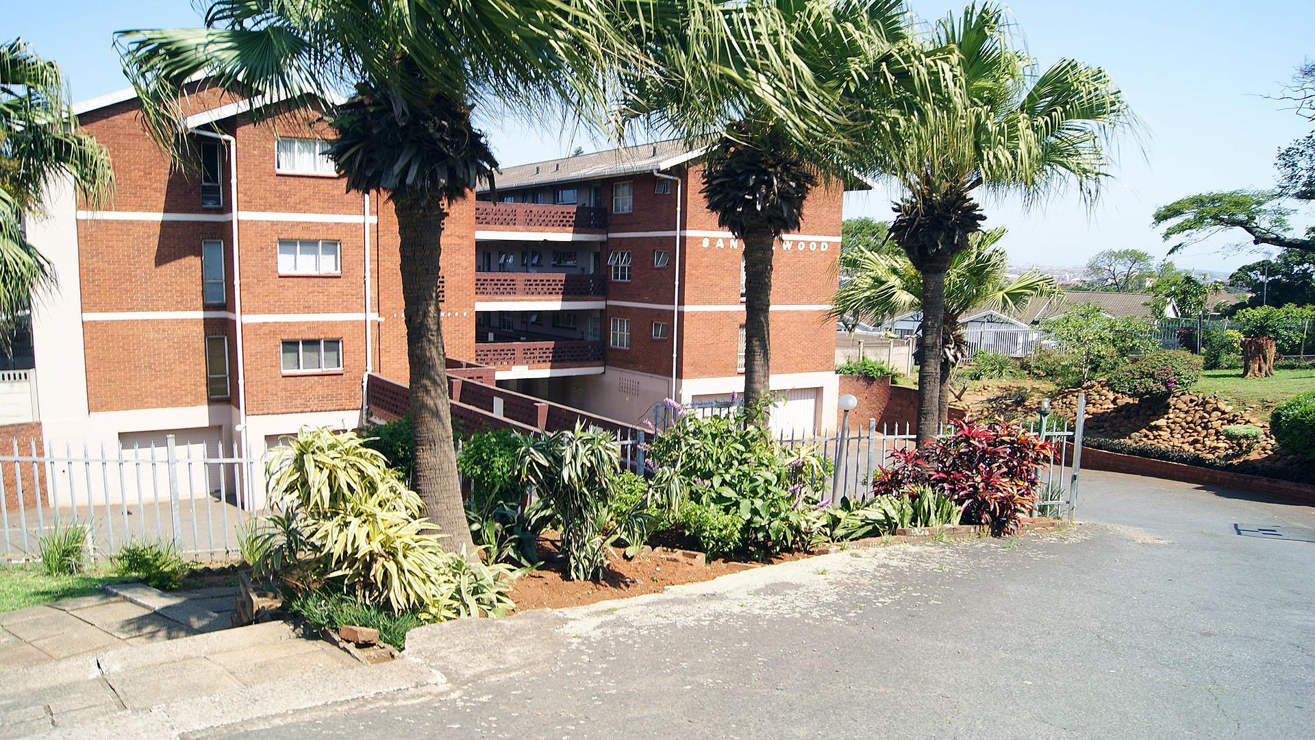 Front View of property in Montclair (Dbn)