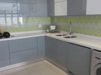 Kitchen - 28 square meters of property in Rondebosch East