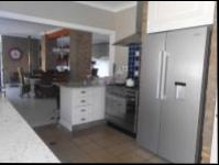 Kitchen - 21 square meters of property in Aston Manor