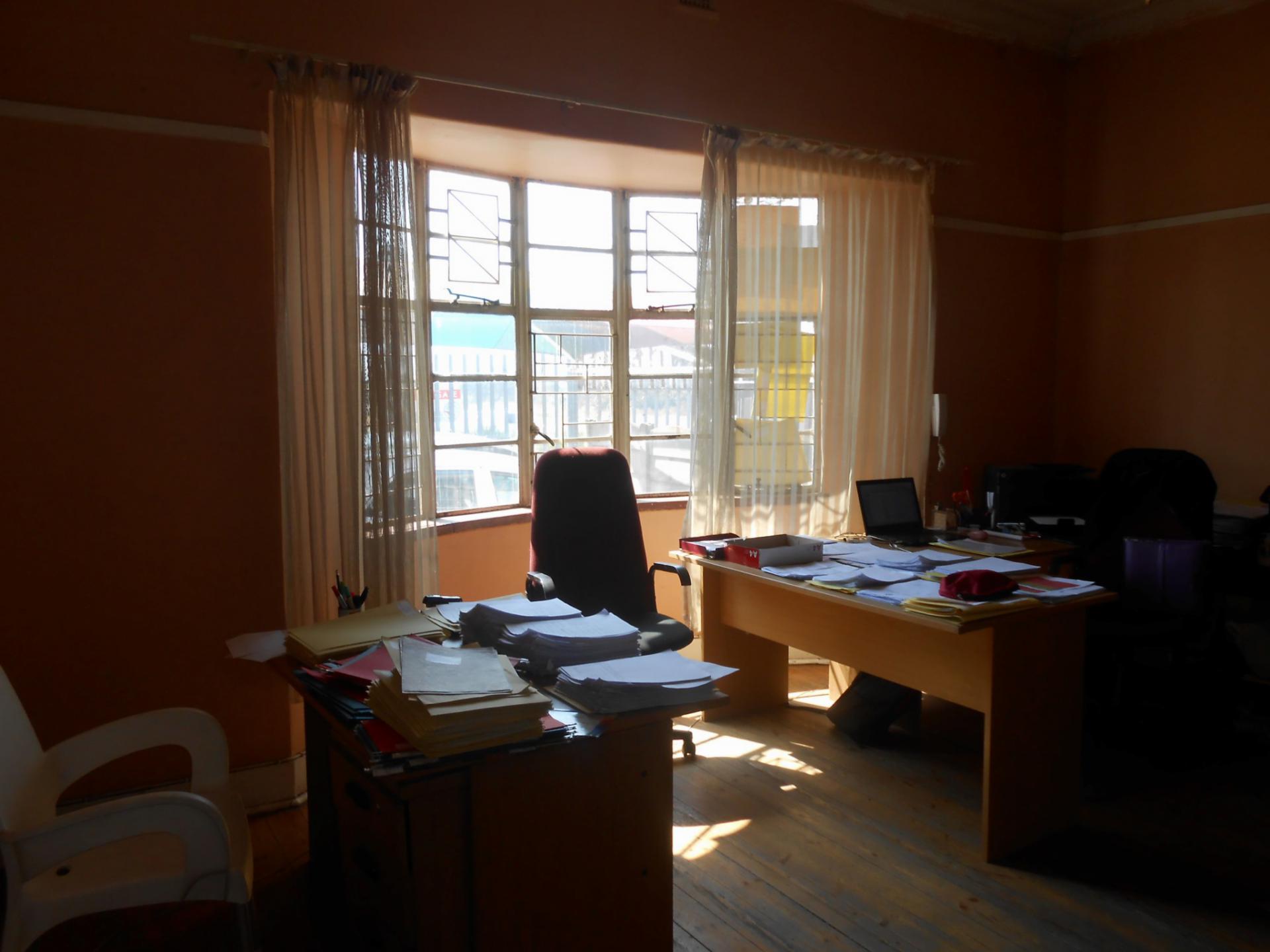 Lounges - 20 square meters of property in Primrose