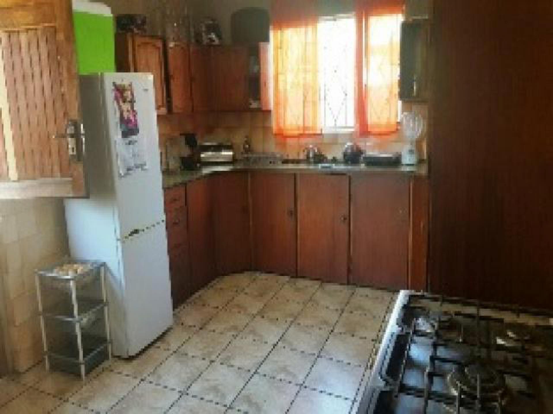 Kitchen of property in Vanderbijlpark