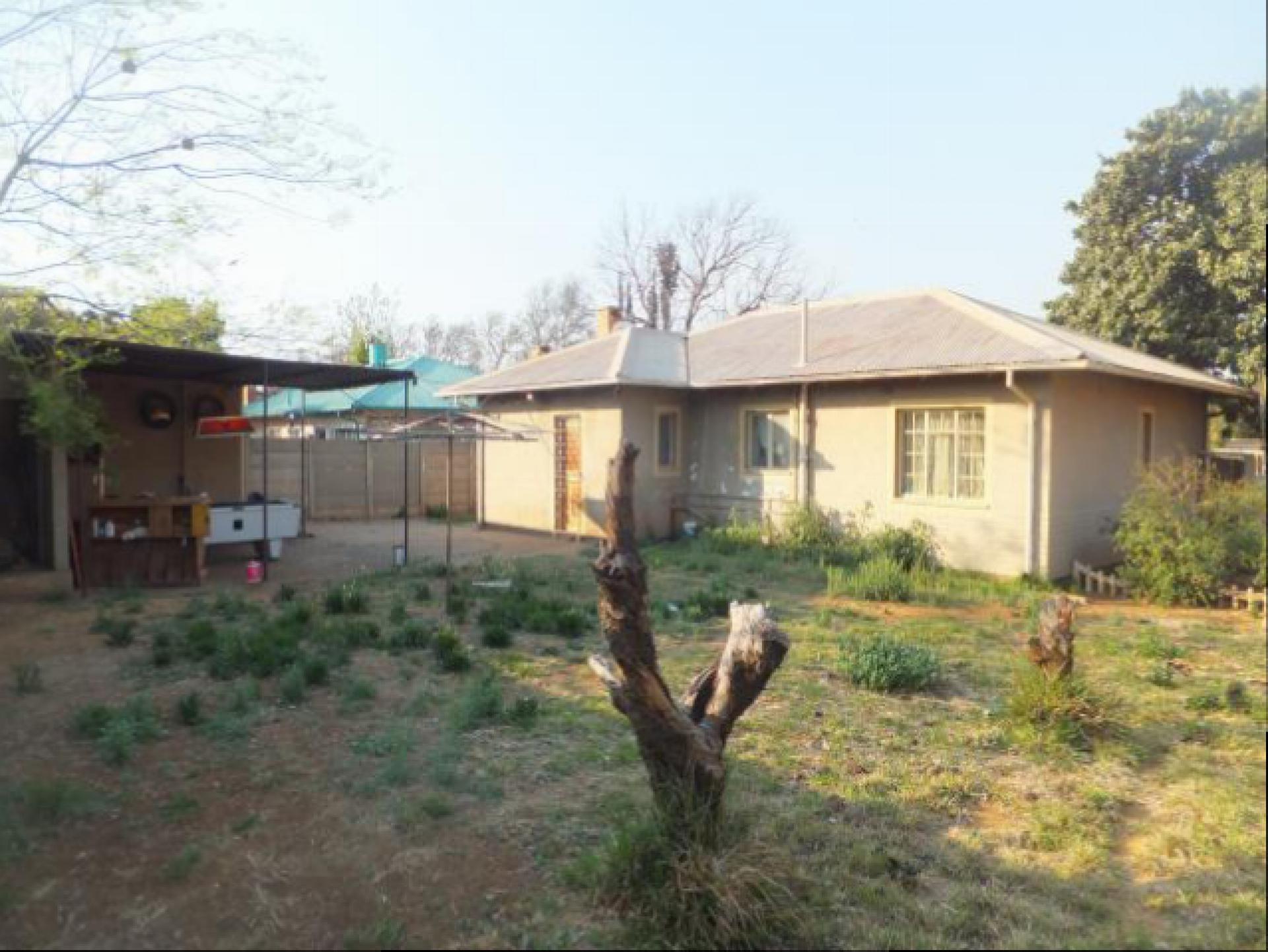 Backyard of property in Vanderbijlpark