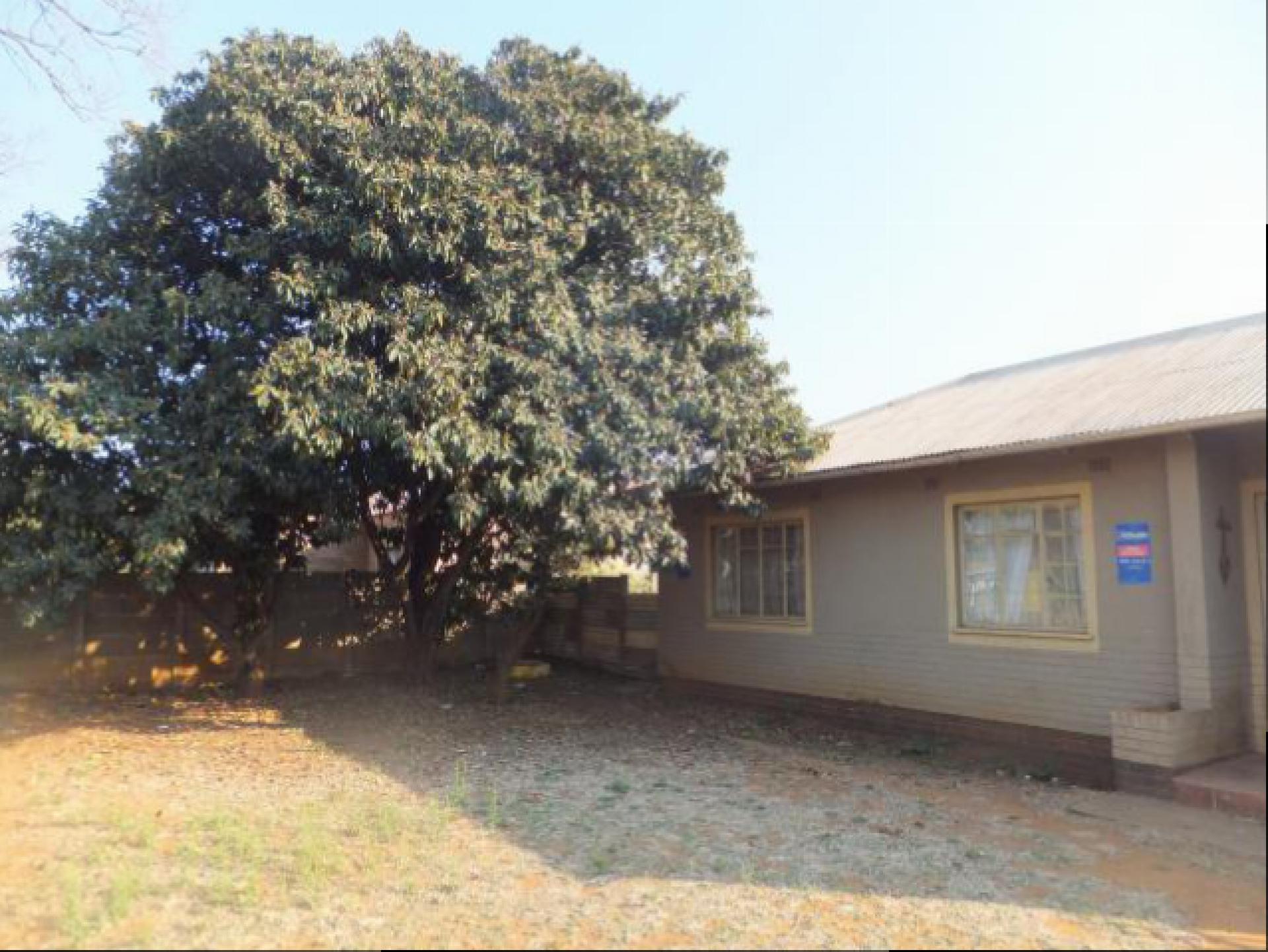 Front View of property in Vanderbijlpark