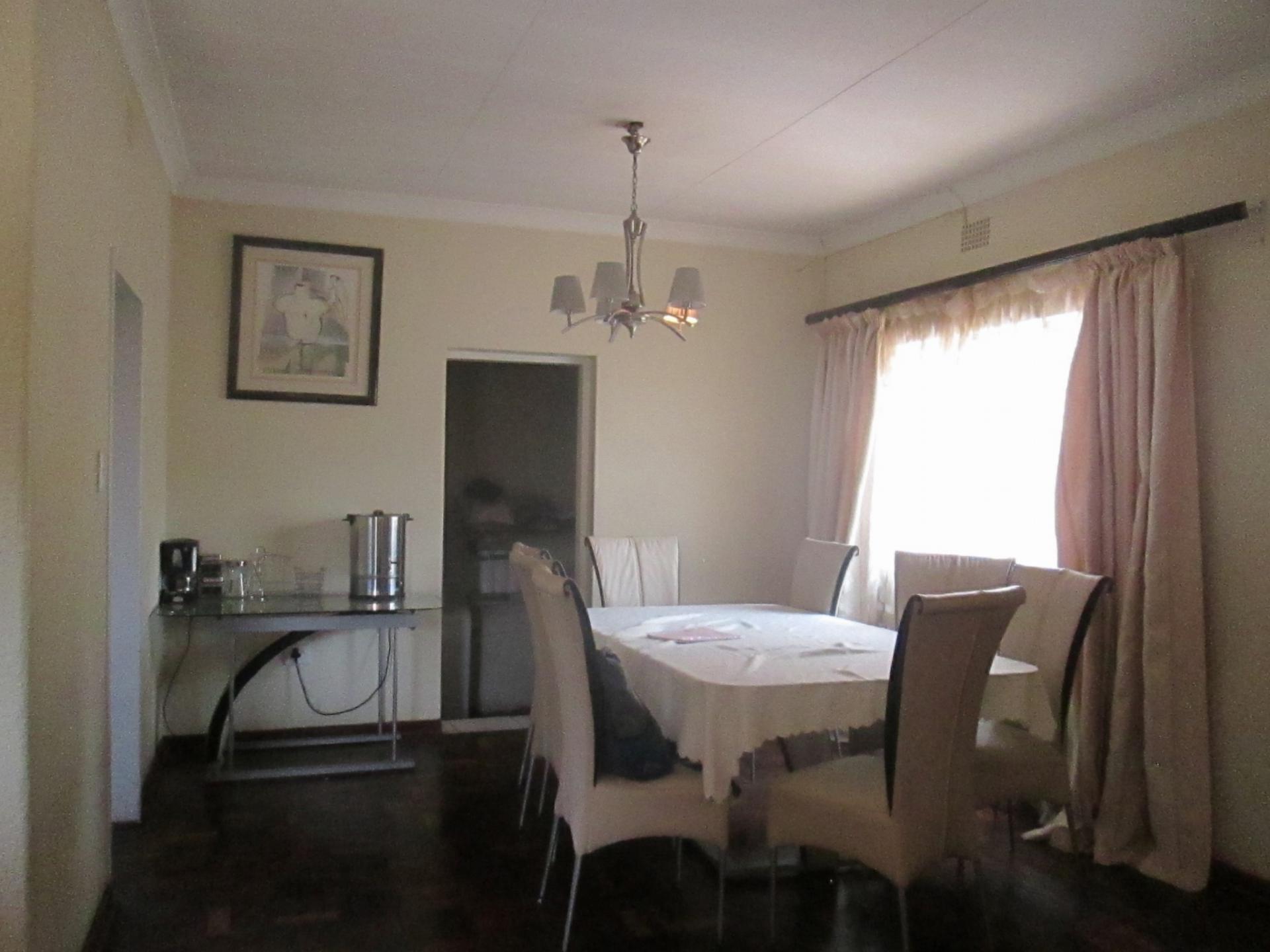Dining Room - 12 square meters of property in Kempton Park