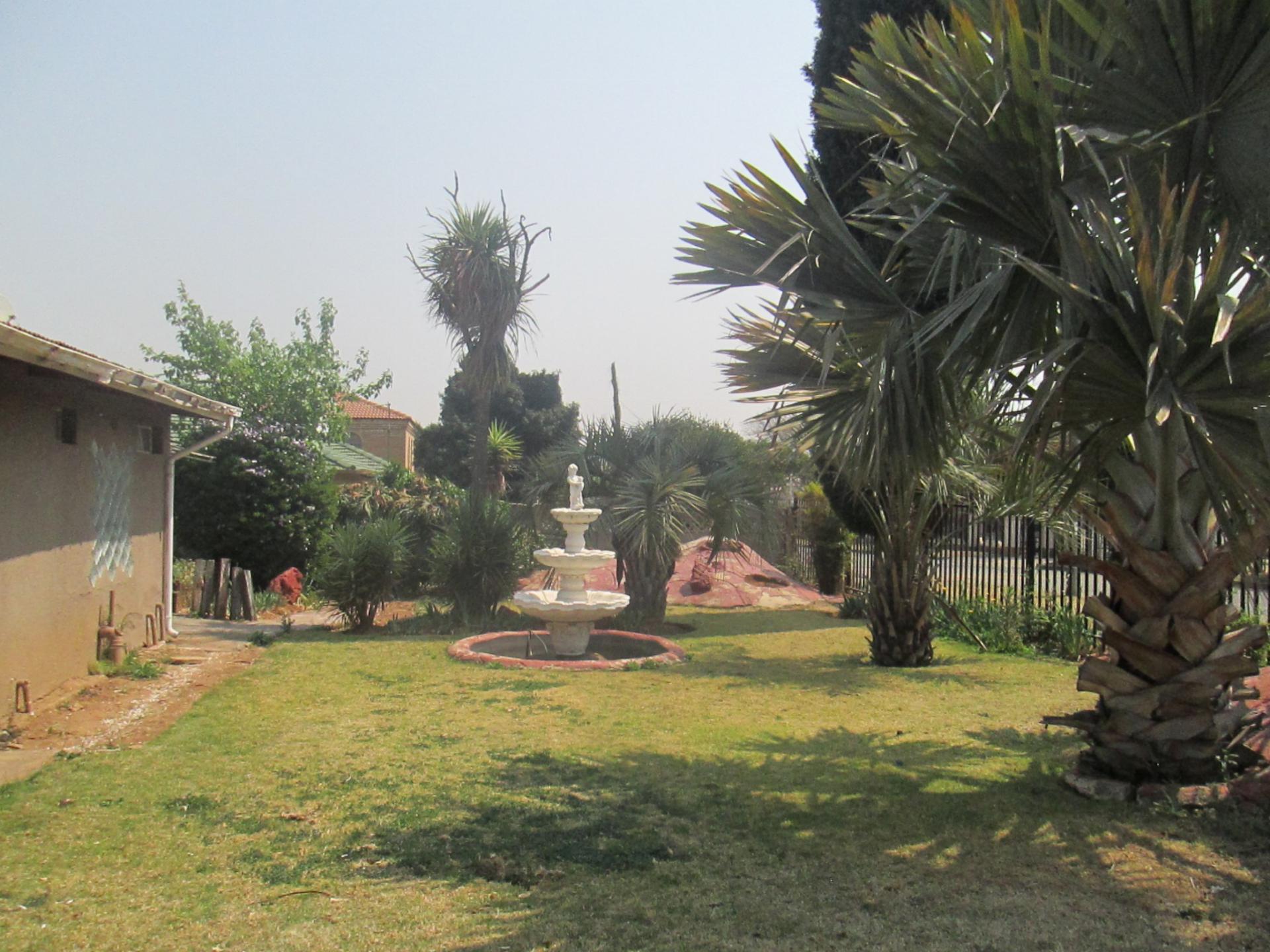 3 Bedroom House for Sale For Sale in Kempton Park Private