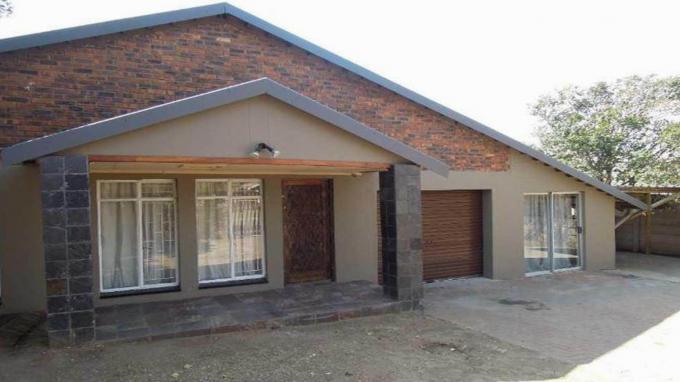 3 Bedroom House for Sale For Sale in Emalahleni (Witbank)  - Private Sale - MR147263