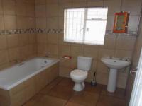 Bathroom 1 - 13 square meters of property in Emalahleni (Witbank) 