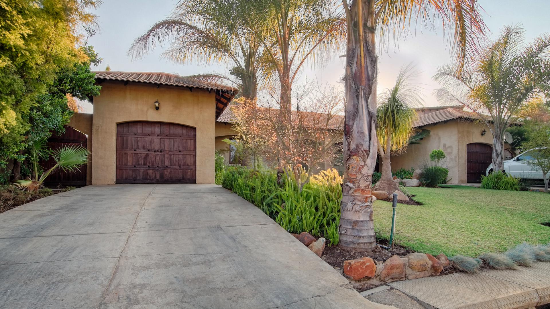 Front View of property in Silverwoods Country Estate