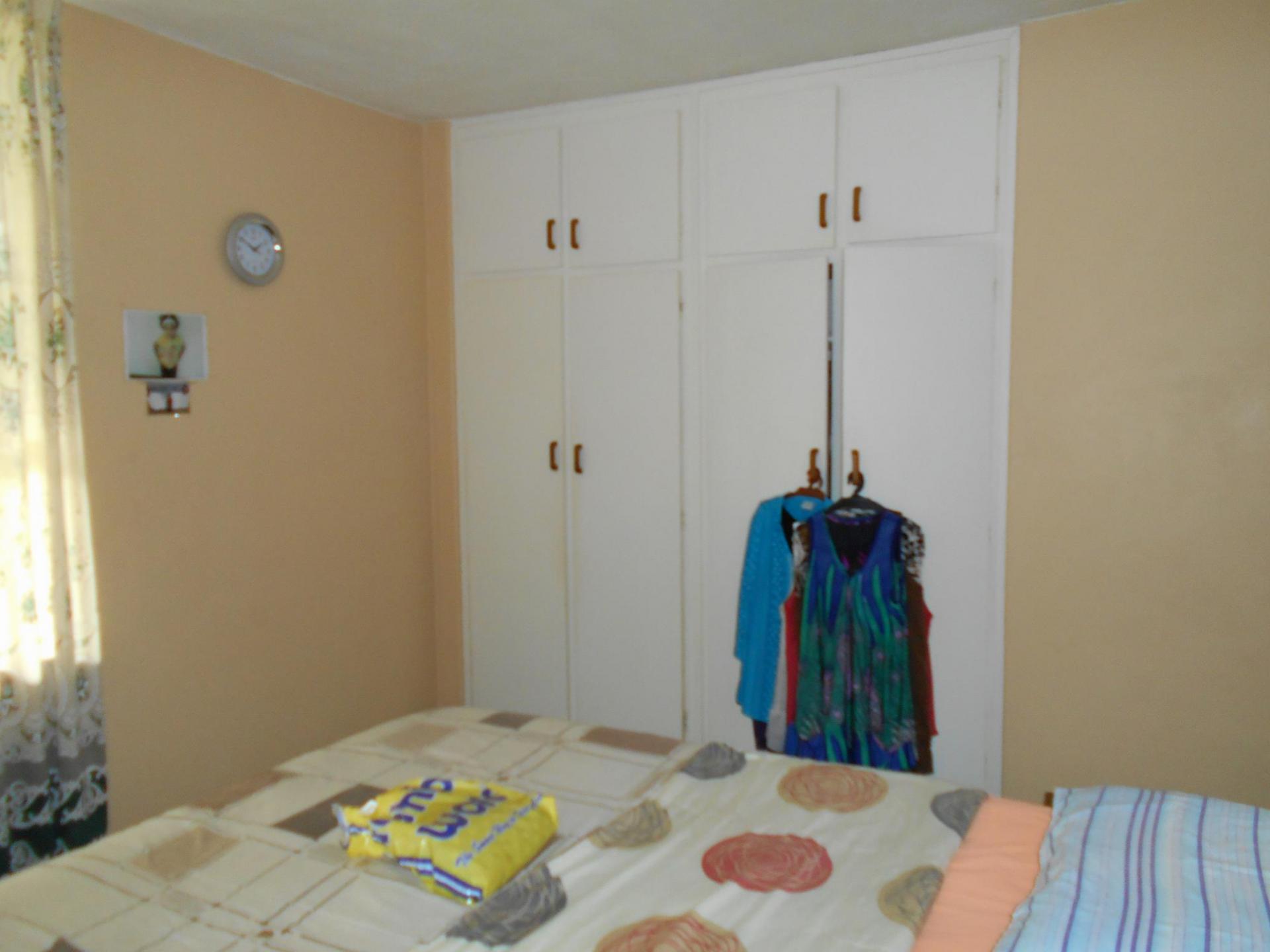 Main Bedroom - 34 square meters of property in Springfield - DBN