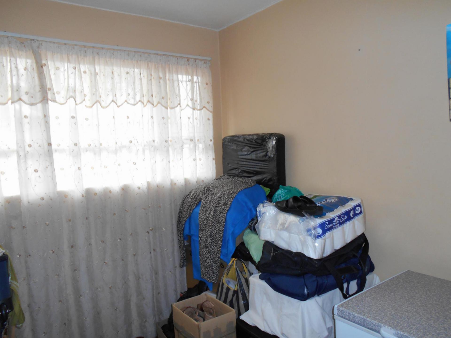 Bed Room 1 - 23 square meters of property in Springfield - DBN